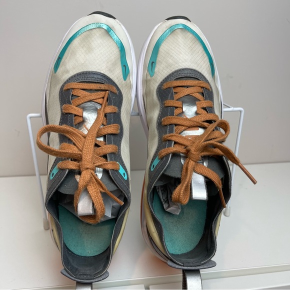 Nike Air Max DIA SE “Phantom Grey” - Picture 5 of 7